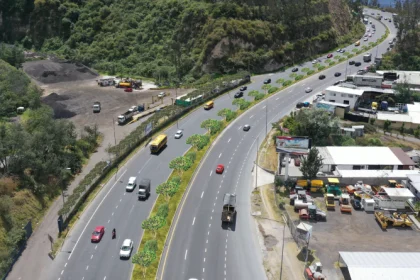 Av. Simón Bolívar