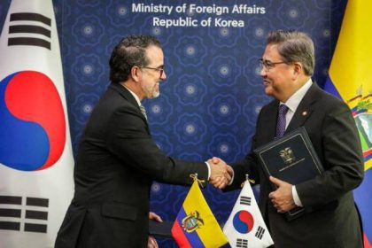 Ecuador y Corea Del Sur
