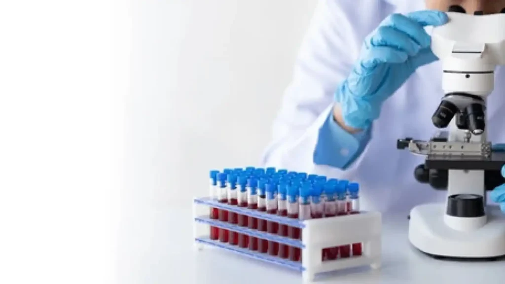 J&J y Roche se posicionan como líderes en la industria farmacéutica, desplazando a Pfizer, que sufre una significativa caída del 40%.