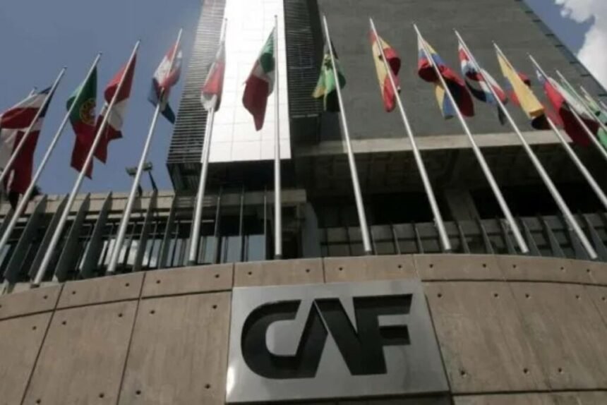 La CAF otorgará a Ecuador un financiamiento de emergencia en espera del préstamo del FMI. México fue el único que se opuso a la decisión.