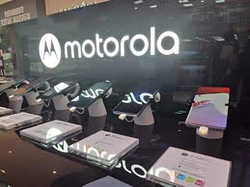 Conoce el convenio entre Motorola y Grupo Consenso-Indurama para invertir en tecnología en Ecuador, potenciando el mercado nacional.