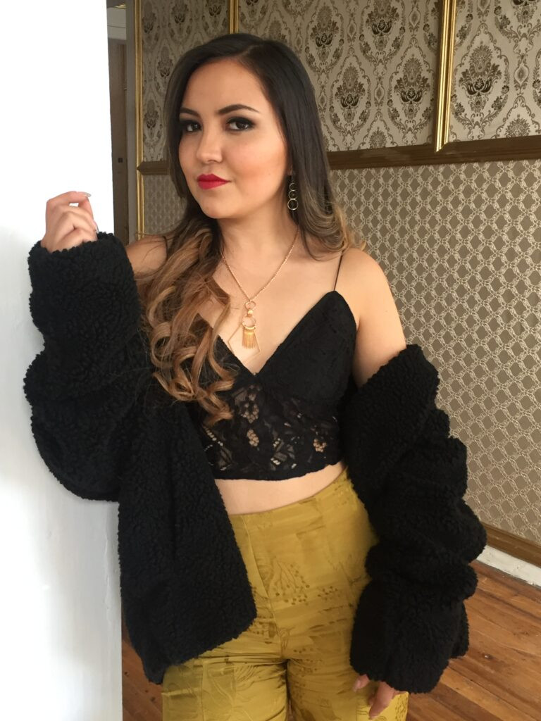 Amor SOS, comedia romántica dirigida por Pauleth Bravo, muestra la belleza de Ecuador y competirá en festivales internacionales.