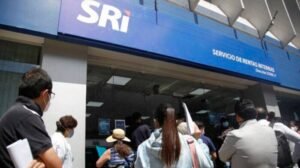 Ecuador registra un notable aumento del 7% en la recaudación tributaria durante el primer semestre de 2024, según informó el SRI.
