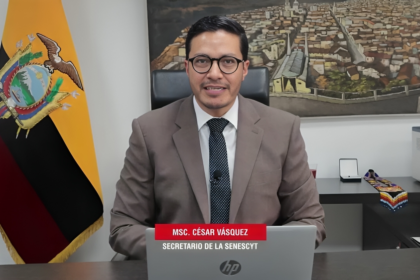 César Vásquez, titular de la Senescyt, afirmó que más de 4.600 estudiantes han recibido los pagos atrasados de sus becas.