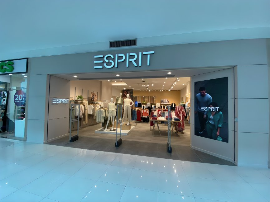 Moda Femenina: Descubre la renovada tienda ESPRIT en San Marino Shopping, con una imagen moderna y experiencia única