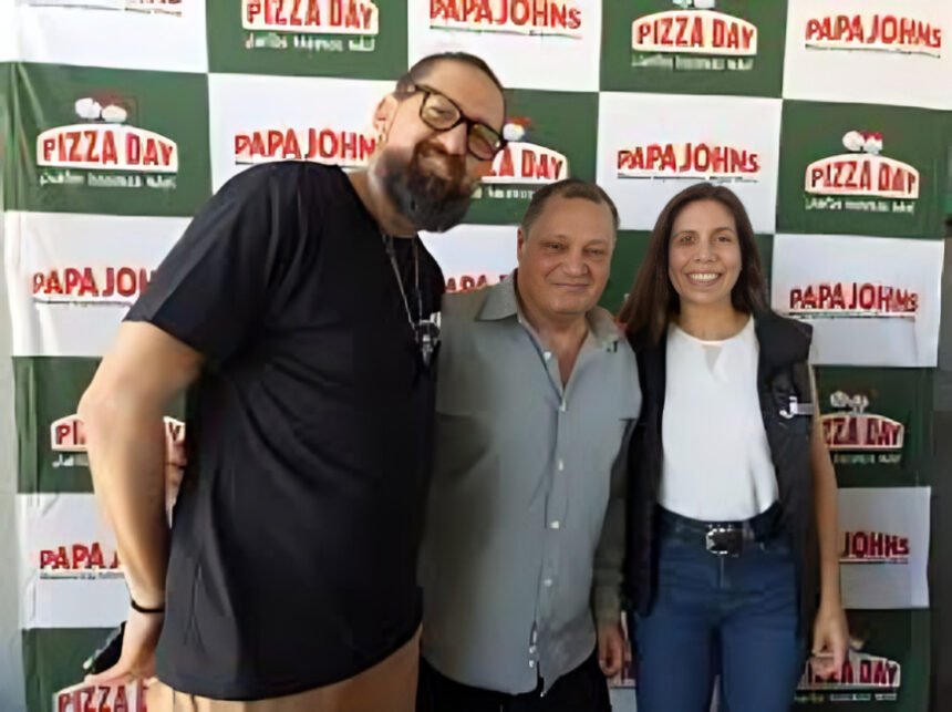 Transformar vidas juntos en el Pizza Day de Papa Johns: 10 años apoyando a niños y fundaciones en Ecuador.