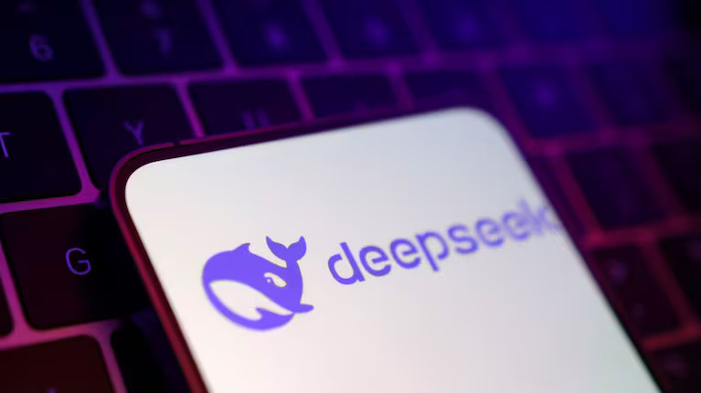 DeepSeek, la aplicación de inteligencia artificial china, ha alcanzado el liderazgo en descargas en EE. UU.