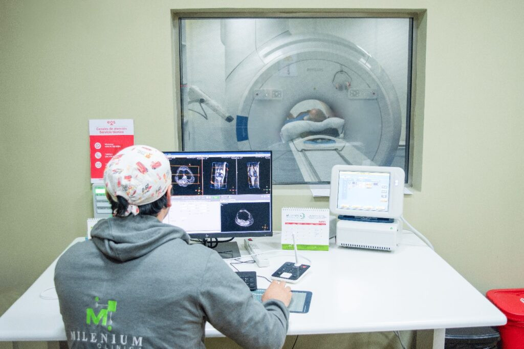 Historia Clínica Electrónica impulsa la salud digital en Ecuador con el modelo innovador de atención de Clínica Milenium.