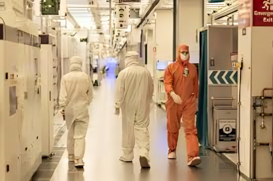 China es clave para Intel, que encuentra en este mercado un salvavidas económico gracias a la creciente demanda de sus chips maduros.