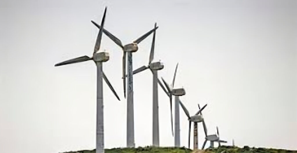 Exceso de confianza en la energía solar expone la fragilidad del sistema eléctrico español y provoca un apagón nacional.