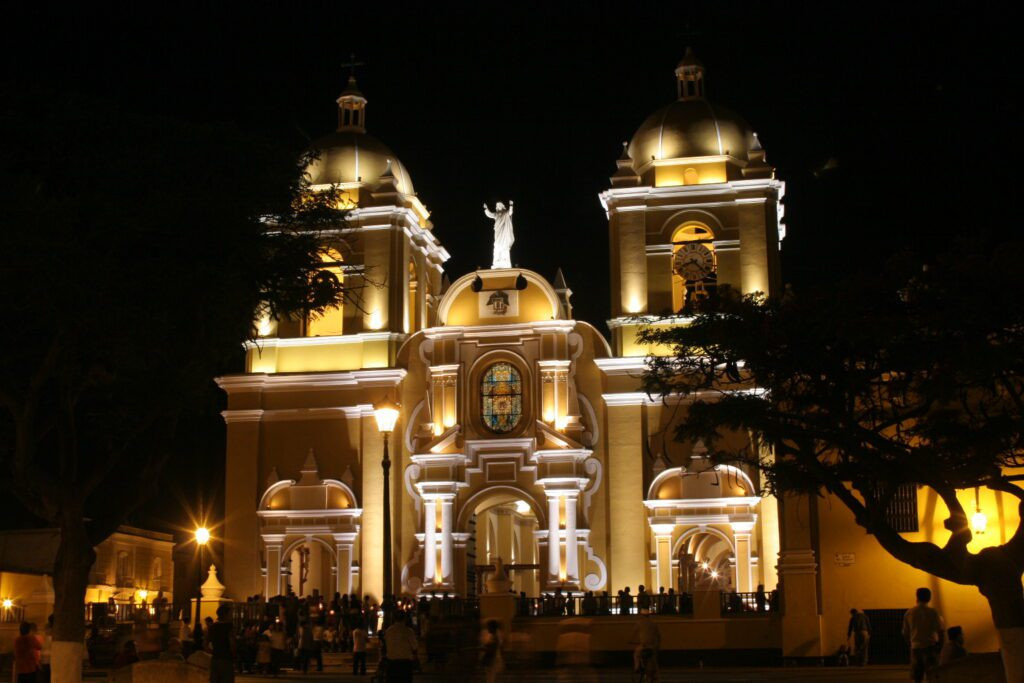 Vista panorámica de la Catedral de Chiclayo, ciudad del Papa Robert Prevost