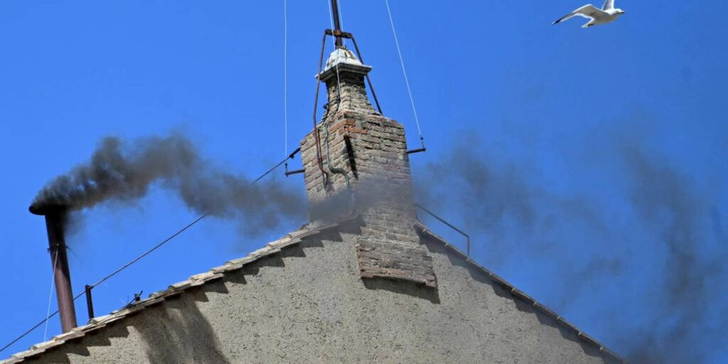 Segunda fumata negra