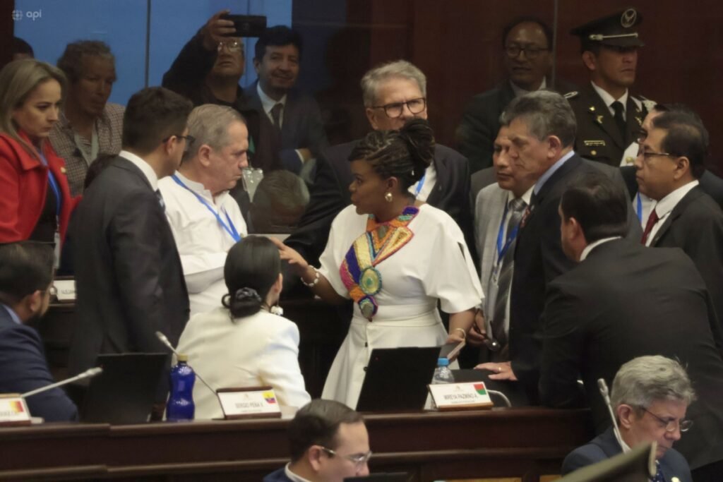 Correísmo se opone a ley