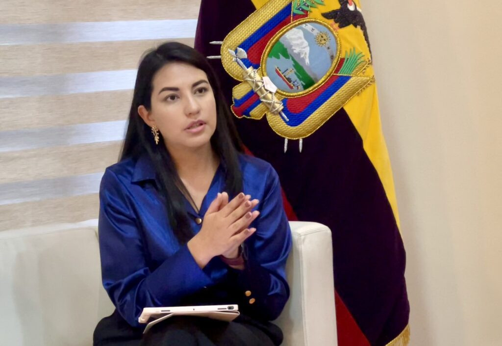 Ecuador busca crédito chino