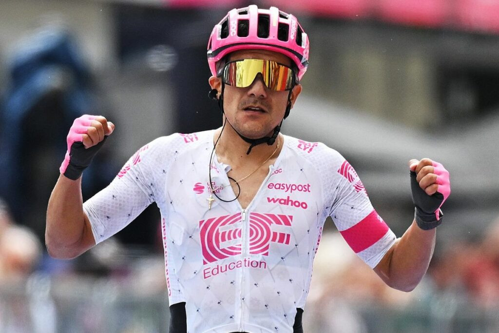 Richard Carapaz en la etapa 16 del Giro de Italia 2025