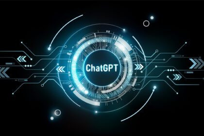 Gráfico que muestra el crecimiento del uso de ChatGPT en Ecuador hasta 23,7 millones de visitas en febrero de 2025.