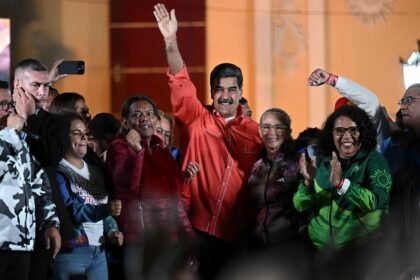 Maduro celebra la victoria del chavismo en elecciones venezolanas