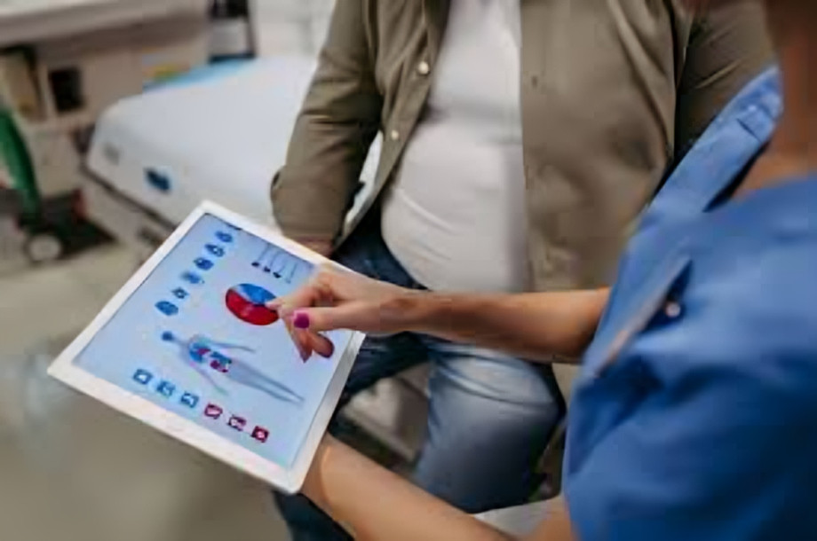 Colesterol LDL reducido un 48% con nueva terapia combinada, según estudio clínico presentado por expertos de Cleveland Clinic.