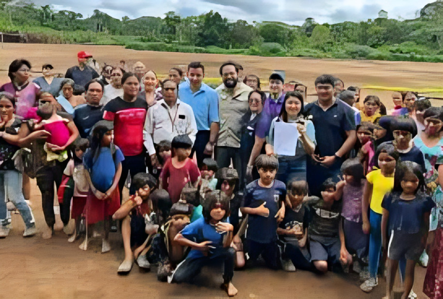 Ministro de Salud visitó Taisha y comunidades amazónicas para abordar casos de leptospirosis y mejorar atención sanitaria en la región.