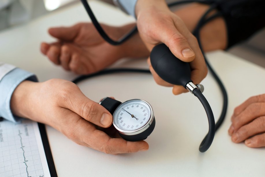 Día Mundial de la Hipertensión: conoce su importancia, cómo prevenirla y cuidar tu salud cardiovascular desde una edad temprana.