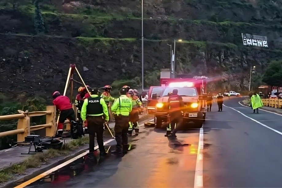 Crimen en el puente de Guápulo