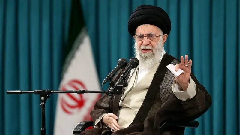 Irán lanza advertencia