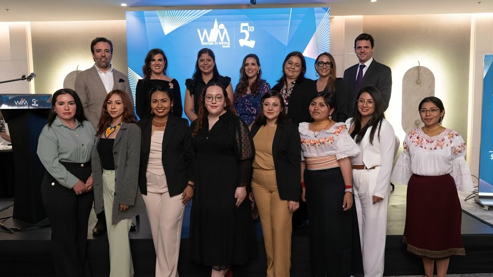 Presidenta de WIM Ecuador impulsa liderazgo femenino y gestión innovadora en la industria minera y energética.
