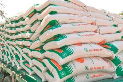 la UE sigue comprando fertilizantes rusos