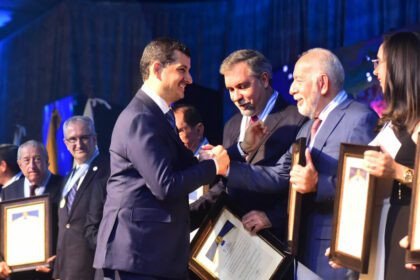 CCG apuesta por Ecuador en su aniversario 136, destacando innovación, sostenibilidad y el compromiso con el desarrollo empresarial del país.