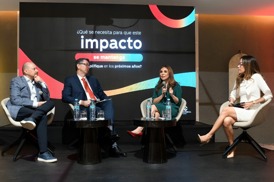El Sistema Coca-Cola en Ecuador genera más de 73.000 empleos y aporta el 1% del PIB, con impacto económico y social sostenido en el país.
