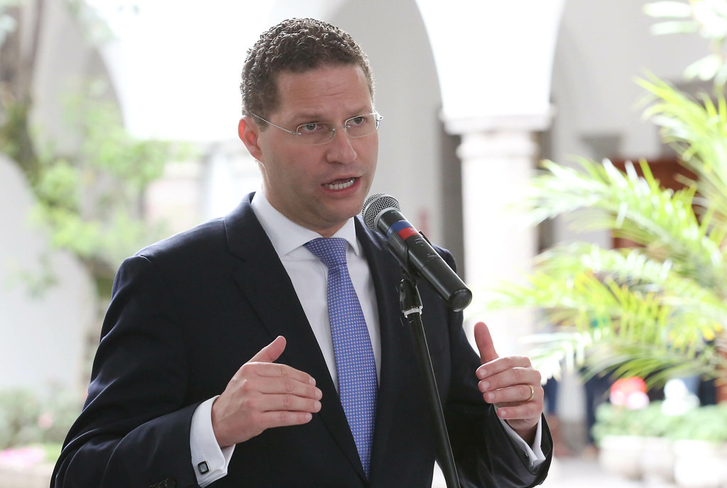 presidencia del partido SUMA
