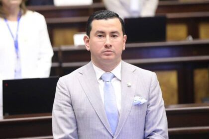 acusaciones de corrupción contra Ferdinan Álvarez