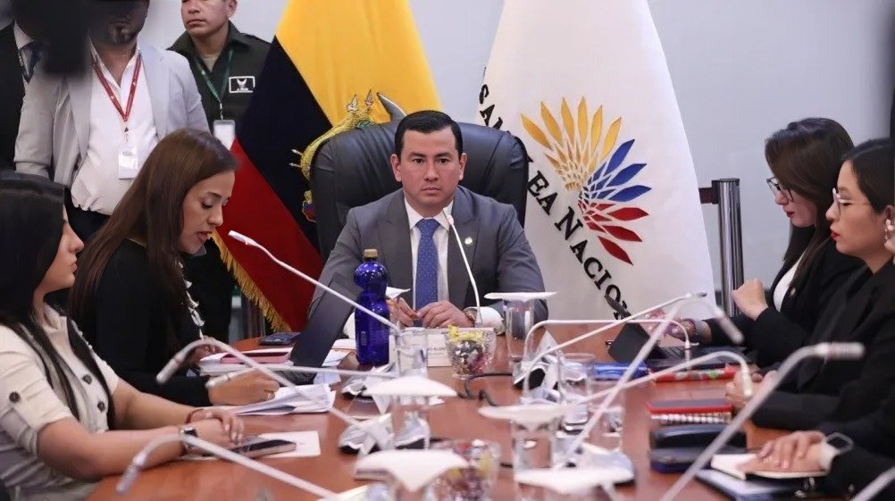 documentos entregados por Salcedo