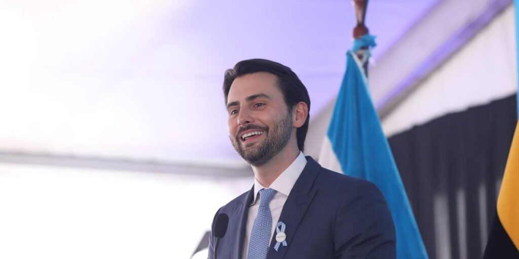 El Gobierno prepara una cuarta ley económica urgente, confirmó Niels Olsen. Esta iniciativa busca reforzar el marco legal tras las leyes.