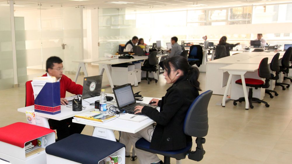 El Gobierno anunció la fusión de ministerios y el inicio del despido de 5.000 funcionarios públicos. La reestructuración no afectará