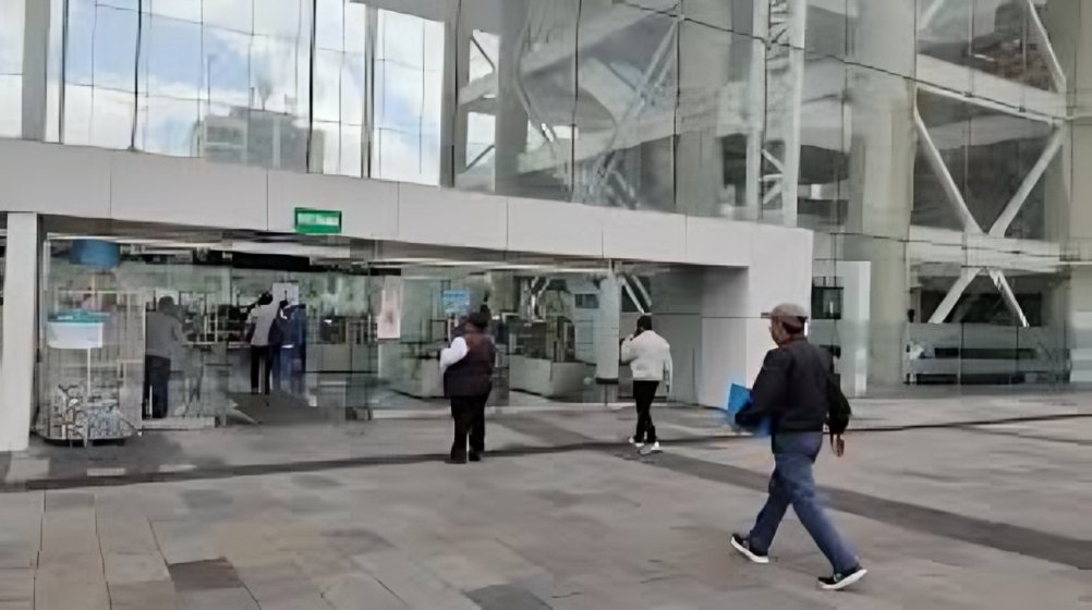 El Gobierno anunció despidos y fusiones ministeriales como parte del plan de eficiencia administrativa. Se excluye a médicos, policías.