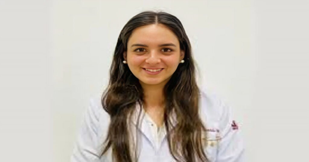 Daniela Salas asume dirección de Salud del IESS en medio de cuestionamientos