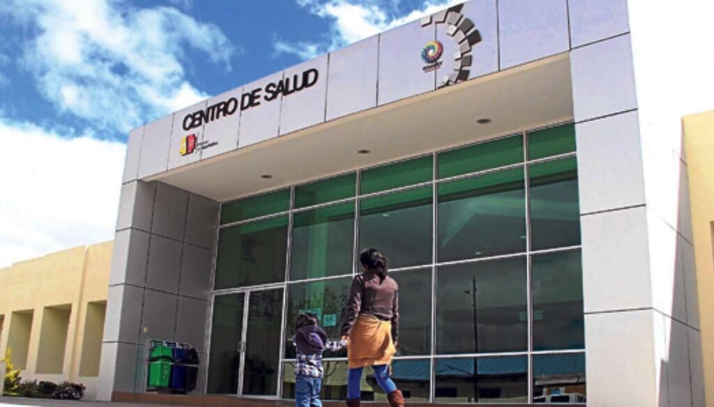 Joven de 27 años involucrado en red de corrupción en el sistema de salud ecuatoriano