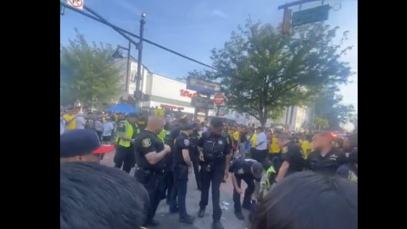 Policía interviene en festival ecuatoriano en Newark antes del concierto de Paolo Plaza