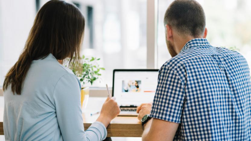 Feria virtual de empleo en Ecuador con más de 5 000 plazas disponibles en agosto 2025.