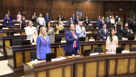 suspensión de leyes