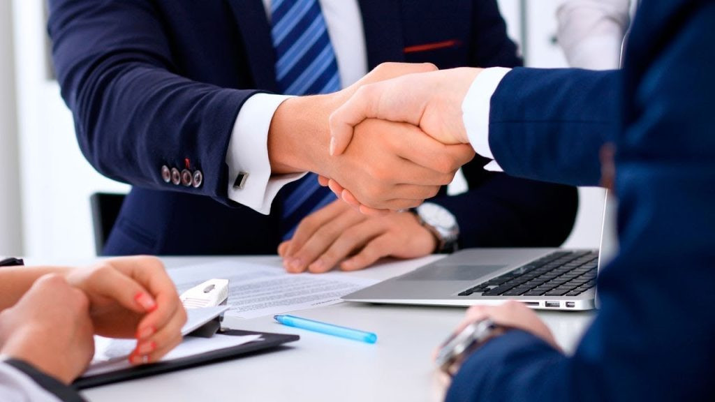 CFN perdona intereses y multas a clientes en mora como medida de alivio financiero para el sector productivo.