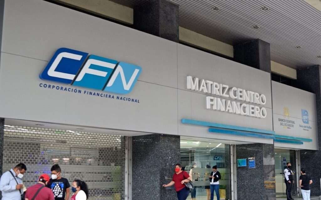 CFN perdona intereses y multas a clientes en mora como medida de alivio financiero para el sector productivo.