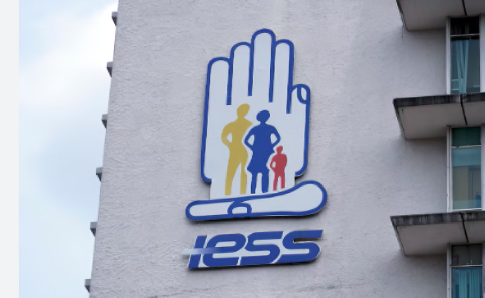 Pagos millonarios del IESS a clínicas privadas