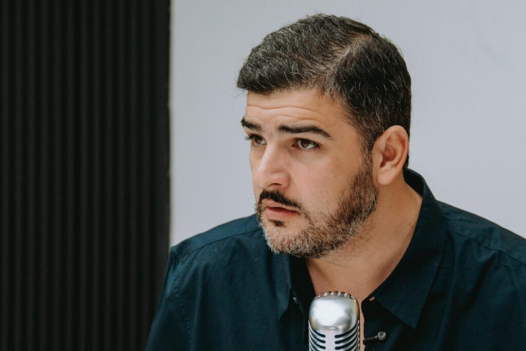 Aquiles Álvarez en rueda de prensa tras negativa de comparecencia en la Asamblea