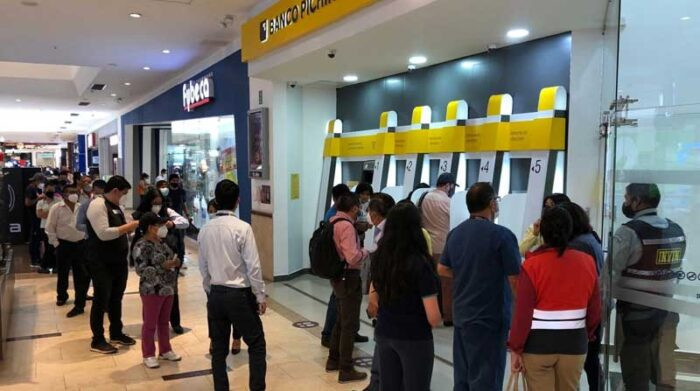 Atención bancaria
