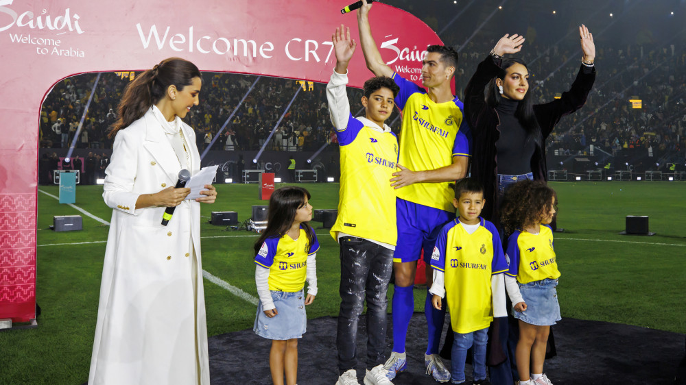 Georgina Rodríguez muestra anillo de compromiso junto a Cristiano Ronaldo en Instagram