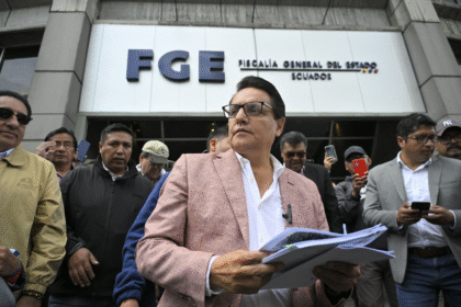 Fernando Villavicencio en mitin político días antes de su asesinato en Quito agosto 2023