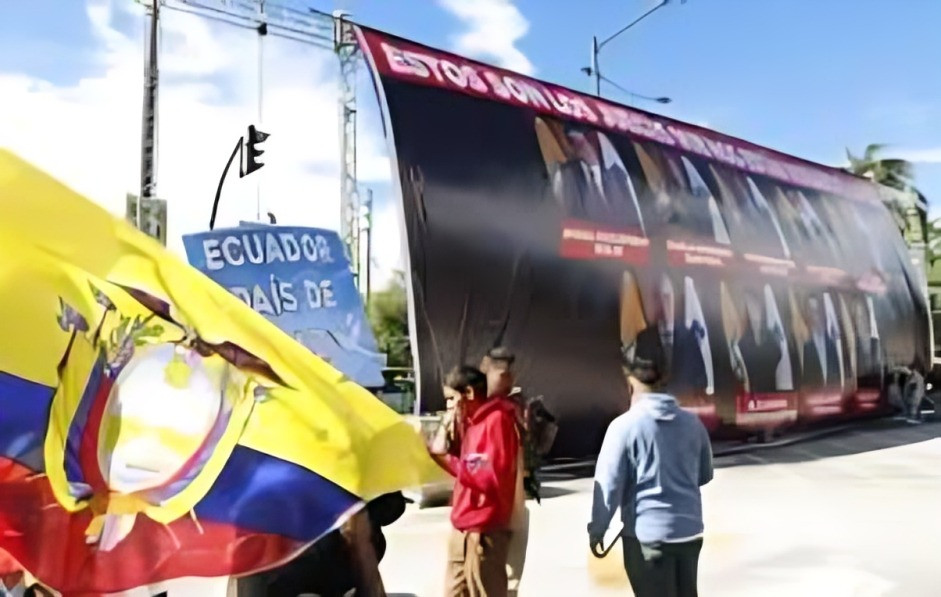 Human Rights Watch rechaza ataques a jueces de la Corte Constitucional