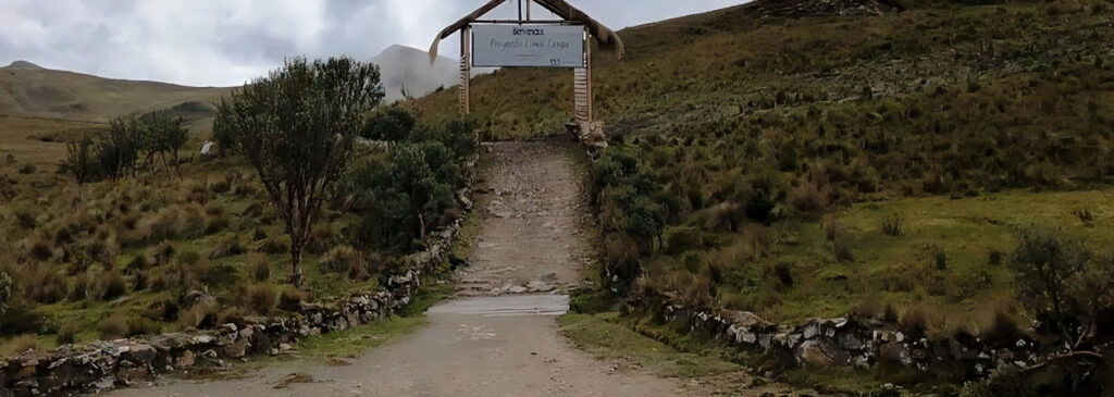 El Gobierno ecuatoriano suspende temporalmente el proyecto minero Loma Larga